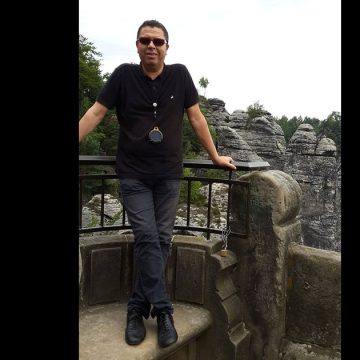 المعهد العالي للفنون الملتميديا بمنوبة ينعى الأستاذ مرشد سحنون