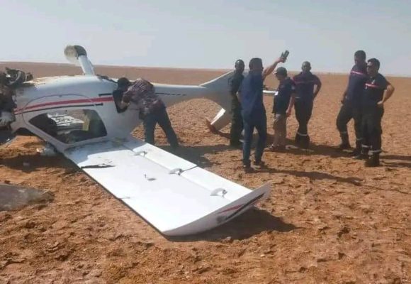 بين توزر و قبلي: وفاة فرنسيين على إثر سقوط طائرتين خفيفتين بشط الجريد