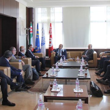 سمير ماجول يدرس مع سفير إيطاليا الصعوبات التي تعترض الشركات الإيطالية في تونس