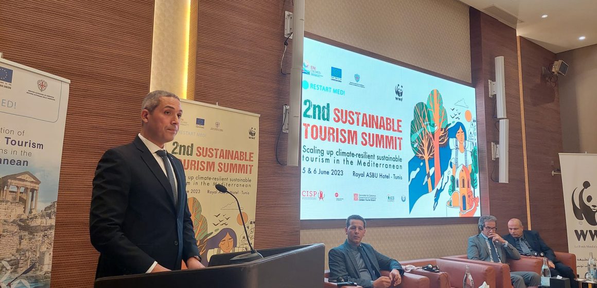 وزير السياحة يشرف على أشغال القمة المتوسطية حول “زيادة قدرة القطاع السياحي على التكيف مع المناخ”