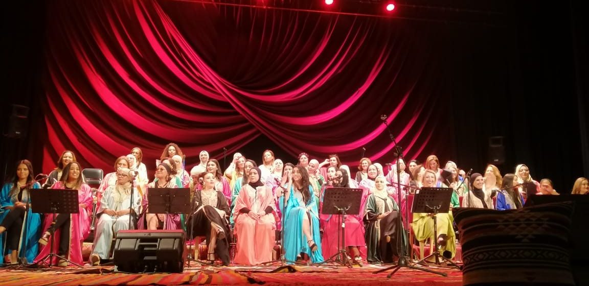 بلدية مدينة تونس: حفل “يا خدود الرمان” في اختتام نشاط نادي كورال السيدات بالمسرح البلدي (صور)