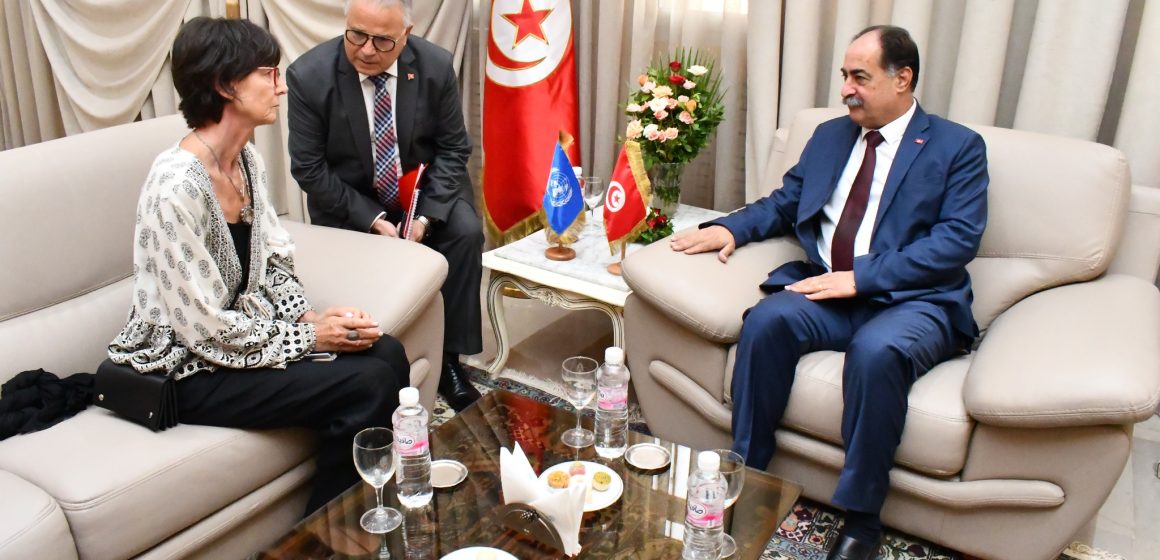 تونس/ لقاء وزير الداخلية برئيسة مكتب المفوضية السامية للأمم المتحدة لشؤون اللاجئين
