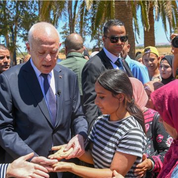 منوبة/ بمناسبة عيد المرأة التونسية، الرئيس يشرف على تأسيس أول شركة أهلية فلاحية نسائية “الكادحات” (فيديو و صور)