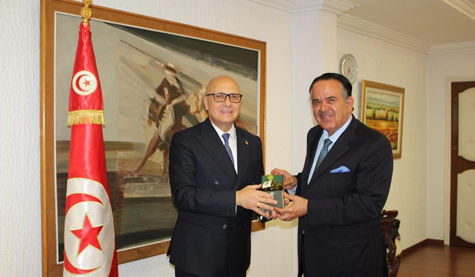 في لقاء وزير الفلاحة و الموارد المائية و الصيد البحري مع سفير قطر بتونس، استعراض أهم ملامح التعاون بين البلدين