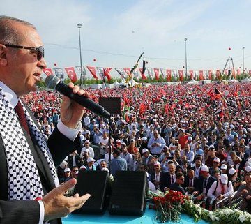 أردوغان في تجمع لنصرة غزة: “الكيان المحتل ليس سوى بيدق في المنطقة سيتم التضحية به عندما يحين الوقت” (فيديو)