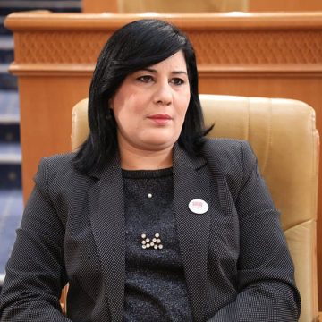 المحامية نادية الشواشي: الاحتفاظ بعبير موسي ل 48 ساعة دون حق الدفاع يعني أن الإحالة على معنى قانون الإرهاب