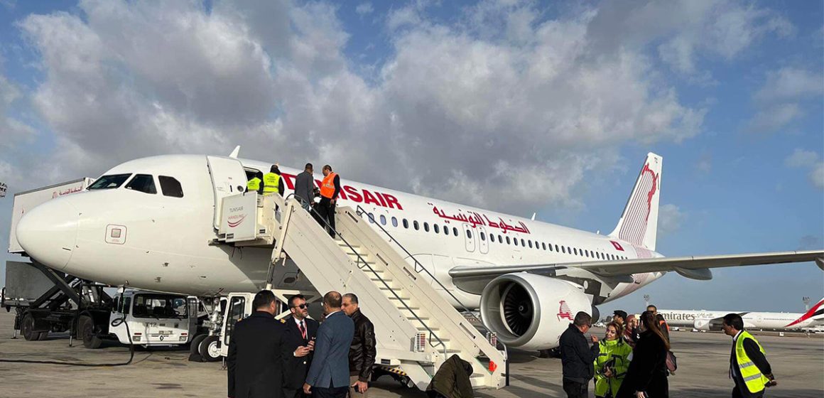 الخطوط الجوية التونسية تتسلم طائرة جديدة من نوع Airbus 320 (صور)
