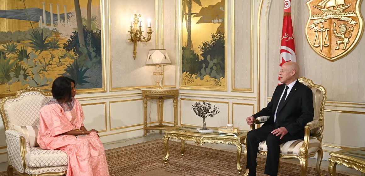 قرطاج/ الرئيس سعيد يلتقي بسفيرة السنغال بتونس بمناسبة انتهاء مهامها