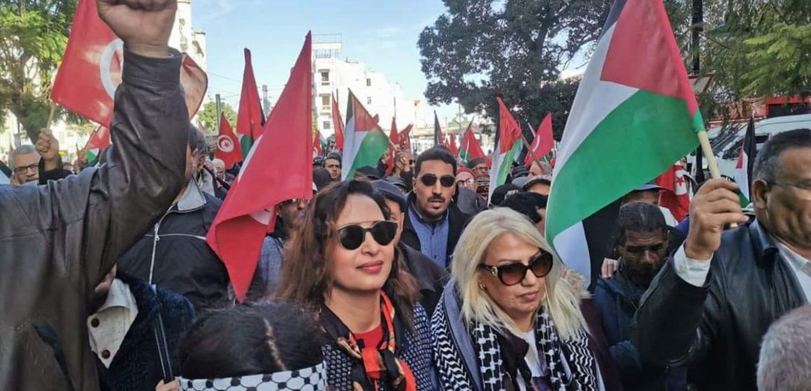 في اليوم العالمي لحقوق الإنسان، جبهة الخلاص تنظم مسيرة نصرة لغزة و مطالبة باطلاق سراح السياسيين المعتقلين