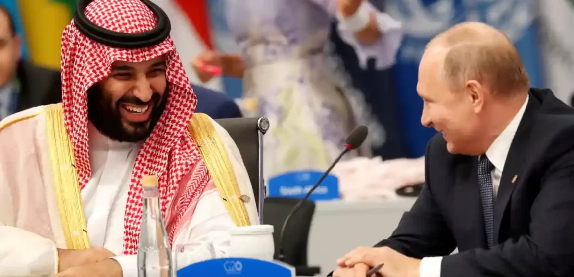 رويترز: السعودية لم تحسم بعد في قبول دعوة البريكس للانضمام اليها
