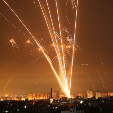 الجزيرة : إسرائيل تستقبل السنة الجديدة بوابل من صواريخ القسام (فيديو)