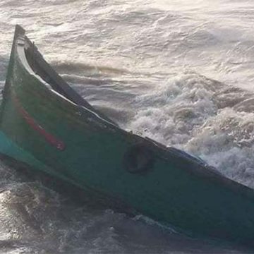 الهوارية: الحرس البحري يواصل البحث عن شابين غرق مركبهما منذ يومين