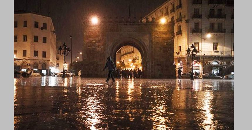 توقعات جوية/ الساعات القادمة: أمطار أحيانا غزيرة مع تساقط البرد في أماكن