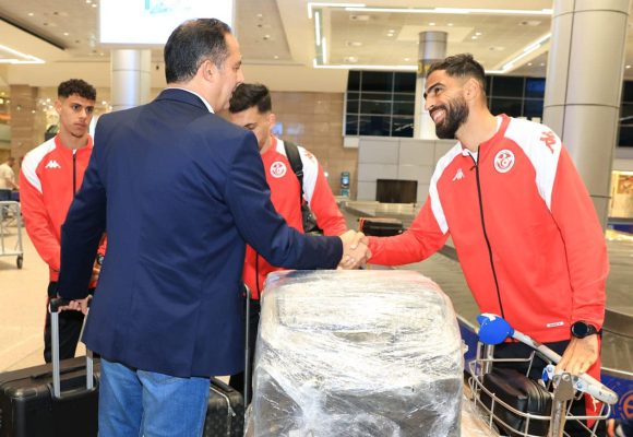 الدورة الرباعية الدولية: وصول المنتخب الوطني لكرة القدم إلى القاهرة (صور)