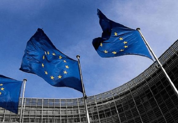 بدعم من اليمين، البرلمان الأوروبي يضع حدا للهجرة في بلدان الإتحاد