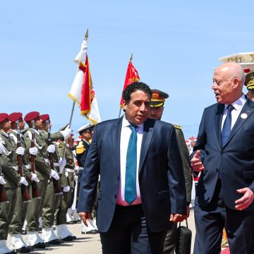 الرئيس سعيد في استقبال نظيره الليبي محمد يونس المنفي (فيديو)