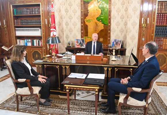 قرطاج: الرئيس يلتقي بالعباسي و بوكثير بخصوص الاستعدادات للامتحانات