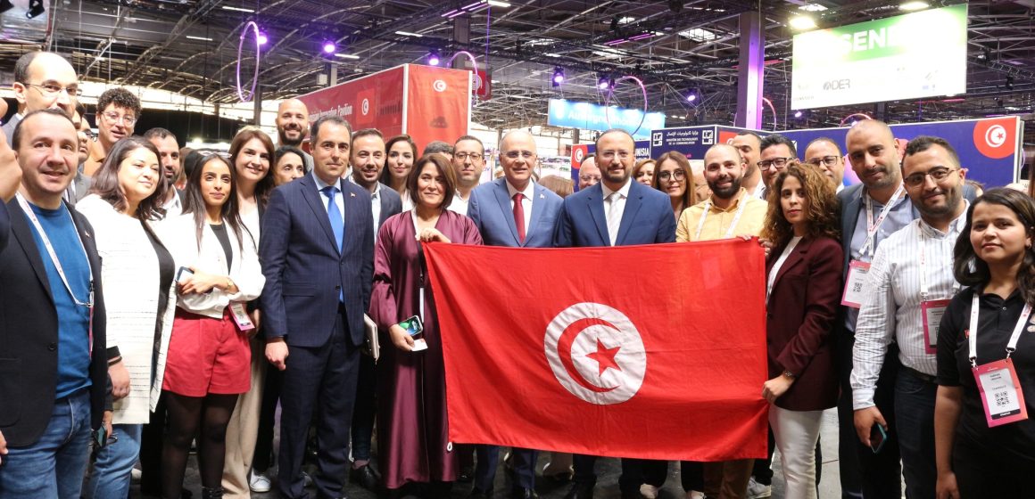 باريس/ الوزير مع المؤسسات المشاركة في الجناح التونسي بالصالون الدولي للتكنولوجيا والتجديد VivaTech (صور)
