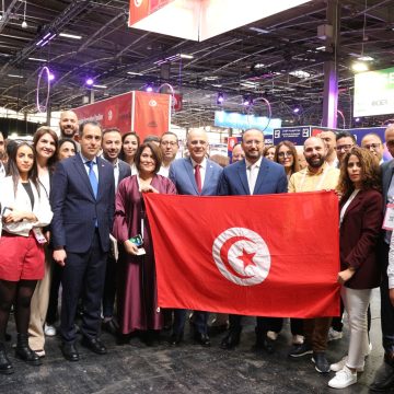 باريس/ الوزير مع المؤسسات المشاركة في الجناح التونسي بالصالون الدولي للتكنولوجيا والتجديد VivaTech (صور)