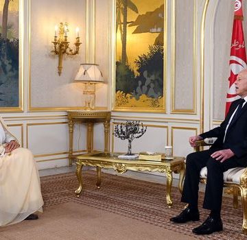قرطاج: في ضيافة الرئيس سعيد، وزير خارجية البحرين (صور)