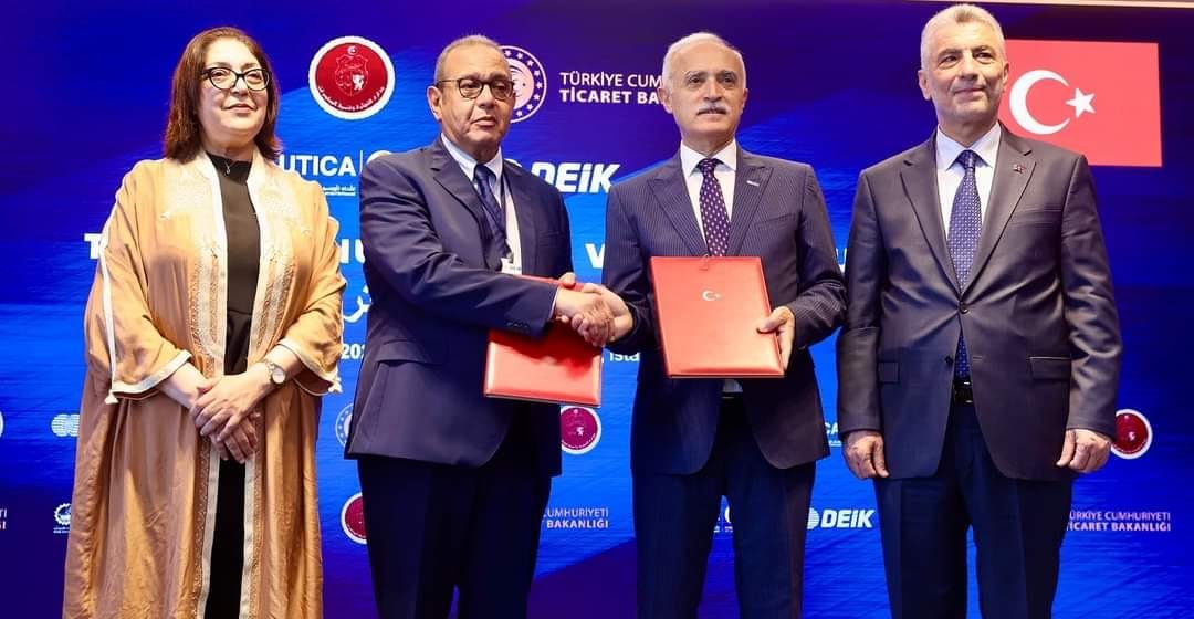 افتتاح المنتدى التونسي التركي للأعمال والشراكة في اسطنبول (صور)