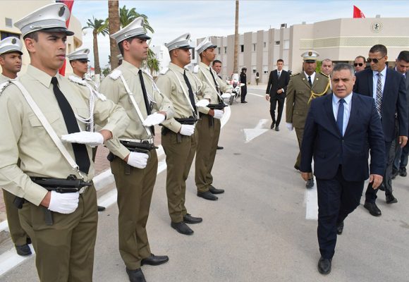 وزير الداخلية يُشرف على الاجتماع الدوري لمديري الأقاليم للأمن والحرس الوطنيين