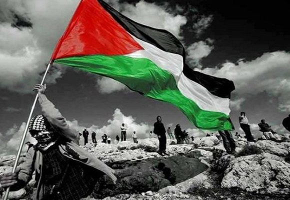 ذكرى ال50 ليوم الأرض الفلسطيني: النساء الديمقراطيات تدعو للمشاركة بكثافة في الوقفة الاحتجاجية