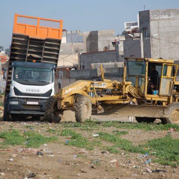 بلدية تونس: حملة نظافة بالحزام الخلفي لحي هلال