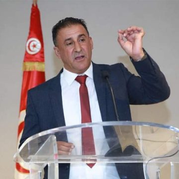 مصطفى عبد الكبير: “دفن ببن قردان 3 جثث من 4 لفظها البحر قبالة سواحل جربة”