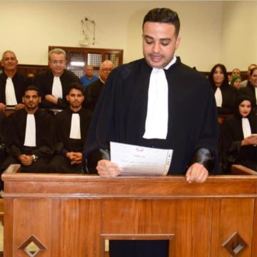 الأستاذ بن غازي حول المطلب الكتابي الذي تم تقديمه للافراج عن زميله أحمد صواب