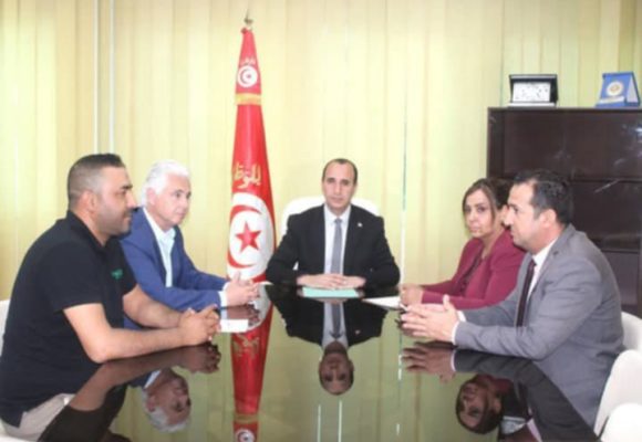 سليانة: الوالي يلتقي بممثّلي “هيميلكو ” المتحصلة على رخصة للتنقيب على الفسفاط بالروحية