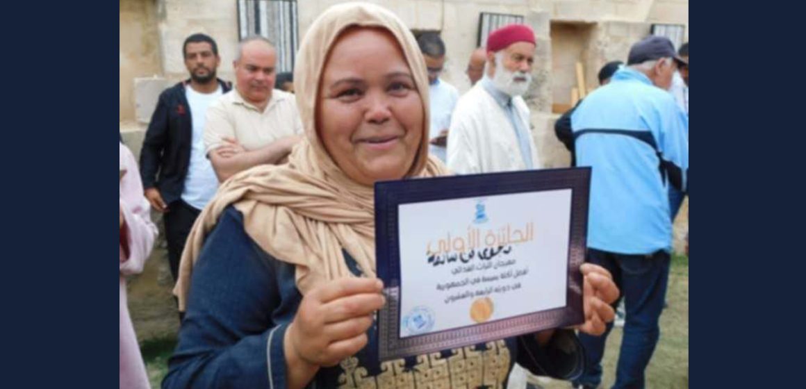 المنستير/ جمعية صيانة مدينة لمطة: نجوى بن سالمة تفوز بجائزة أحسن أكلة بسيسة في تونس (صور)