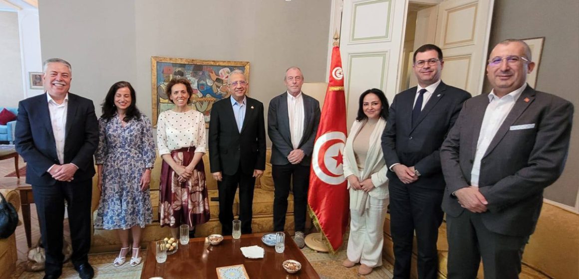 جمعية الصحة بجنيف: تونس تعزز شراكتها لتطوير اللقاحات والبحث في صناعة الدواء المتقدمة