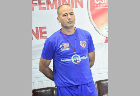كرة اليد: المدرب أحمد الغربي يواصل المشوار مع أولمبيك المكنين…