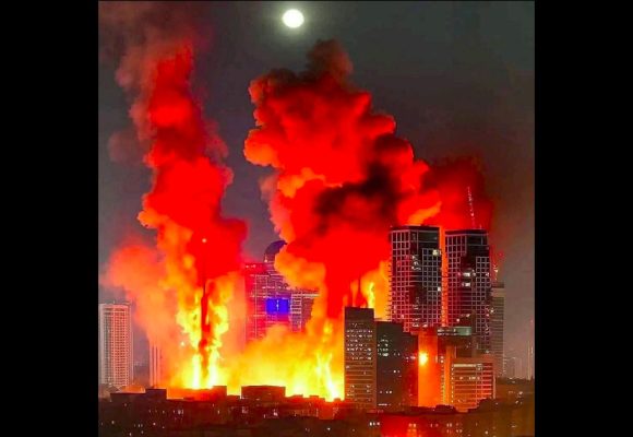 صواريخ إيران تصيب اهدافا استراتيجية في إسرائيل (فيديو)