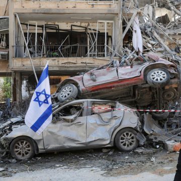 هل ستتمكن إسرائيل من إسقاط النظام الإيراني واغتيال خامنئي؟