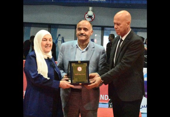 جامعة كرة اليد تكرم شخصيات من صناع تاريخ الرياضة التونسية