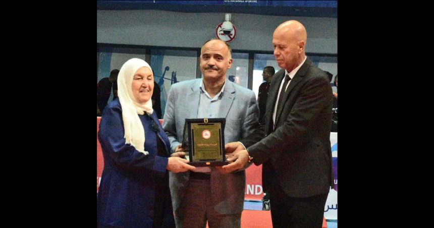 جامعة كرة اليد تكرم شخصيات من صناع تاريخ الرياضة التونسية
