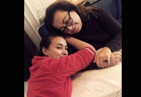 وفاة دلندة كلاعي والدة الفنانة هند صبري
