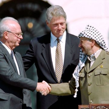 الاعتراف بدولة فلسطين : نحو تثبيت حل الدولتين