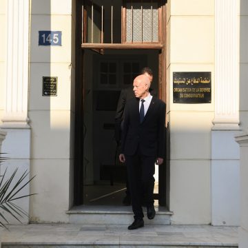 الرئيس في زيارة لمبنى سيكون مقرا للمجلس الأعلى للتربية و التعليم