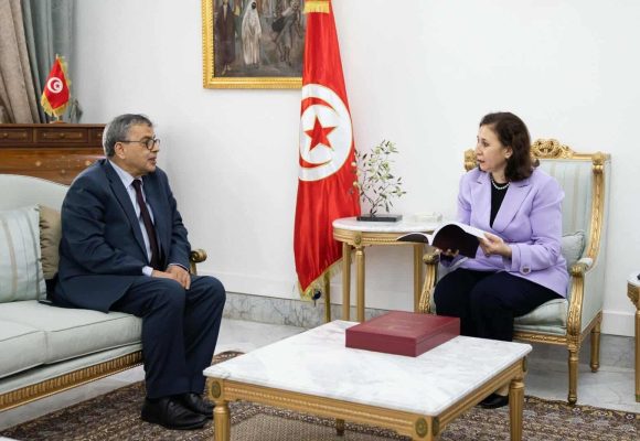 خلال تسلمها التقرير السنوي للبنك المركزي التونسي ل2024، الزنزري تؤكد على التعويل على الذات….