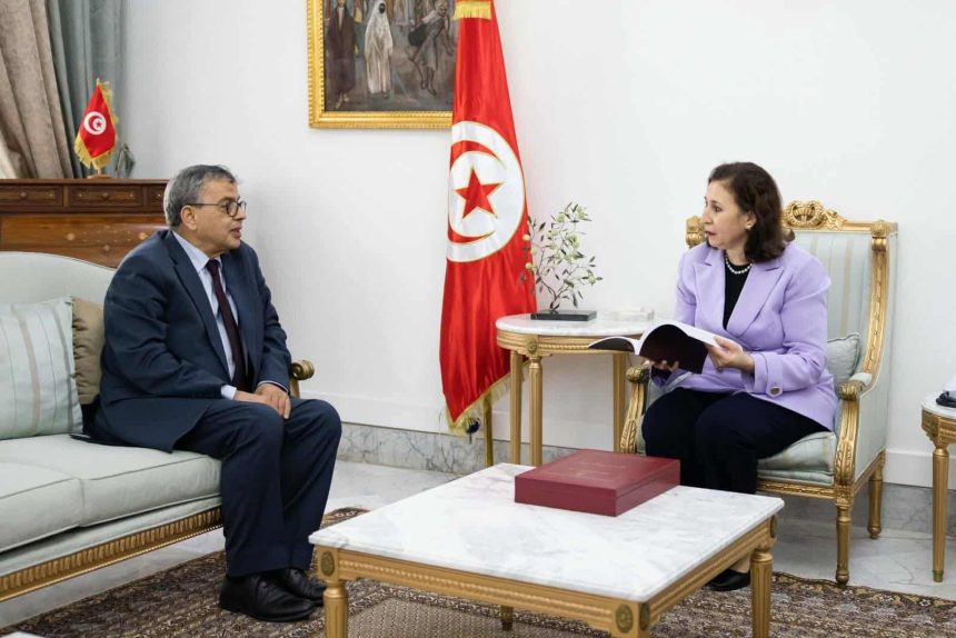 خلال تسلمها التقرير السنوي للبنك المركزي التونسي ل2024، الزنزري تؤكد على التعويل على الذات….
