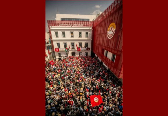 الشاعر لزهر الضاوي يعقب على تجمع و مسيرة الغضب للشغالين: “ما تمشيناش على كيفك”