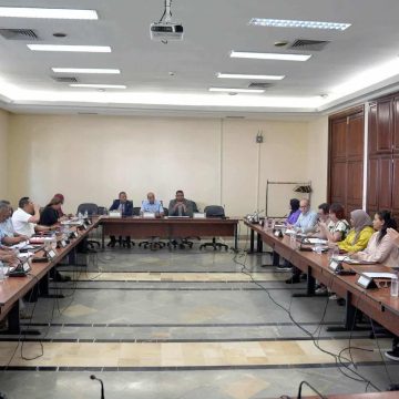 لجنة المالية ترفض النظر في مشروع قانون المالية ل2026 (الأسباب)