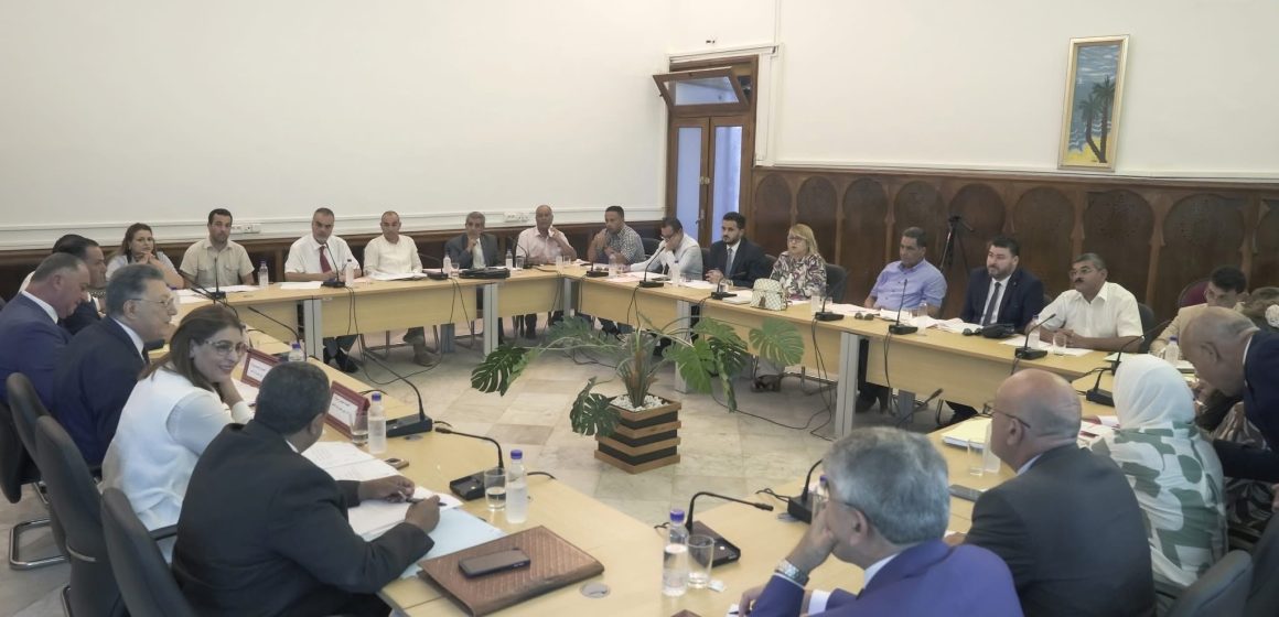 البرلمان: اجتماع تشاوري حول تصريحات أمريكية بخصوص “مشروع استعادة الديمقراطية بتونس”