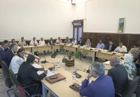 البرلمان: اجتماع تشاوري حول تصريحات أمريكية بخصوص “مشروع استعادة الديمقراطية بتونس”