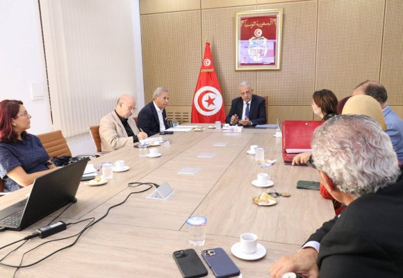 تونس في اتجاه بعث مركز إقليمي للتكوين في البيوتكنولوجيا