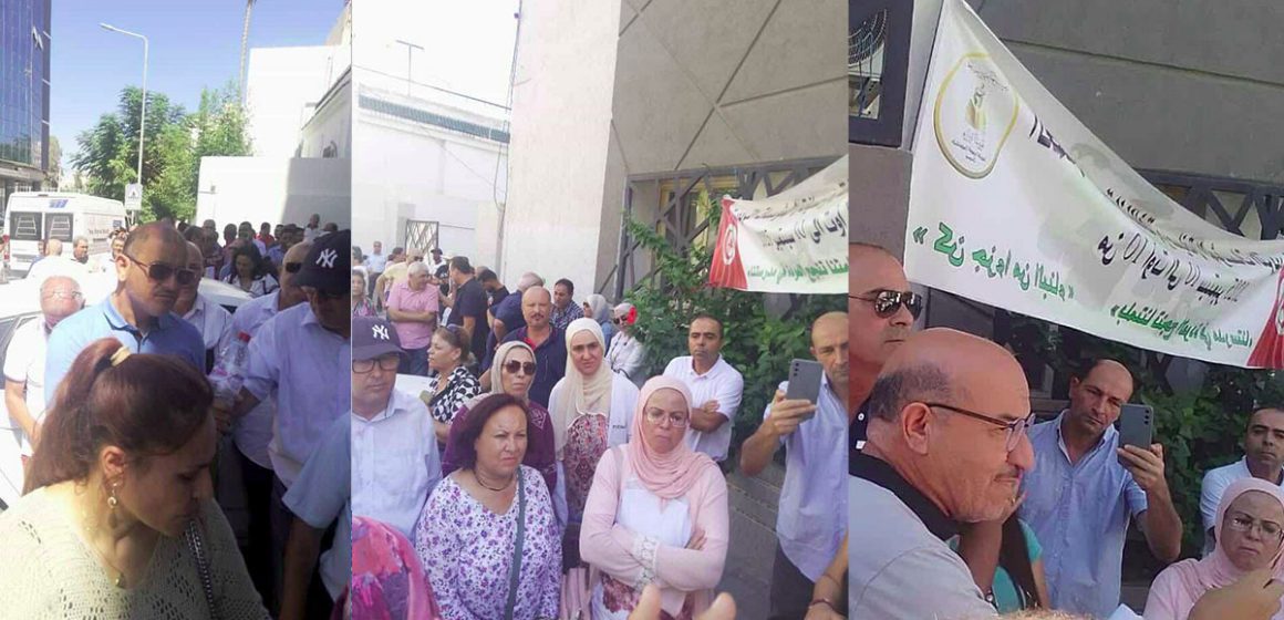 صورة اليوم: وقفة احتجاجية لأسلاك التربية بمندوبية سوسة