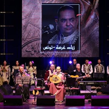 الجزائر: الفنان زياد غرسة يتألّق في المهرجان الدولي للمالوف بقسنطينة